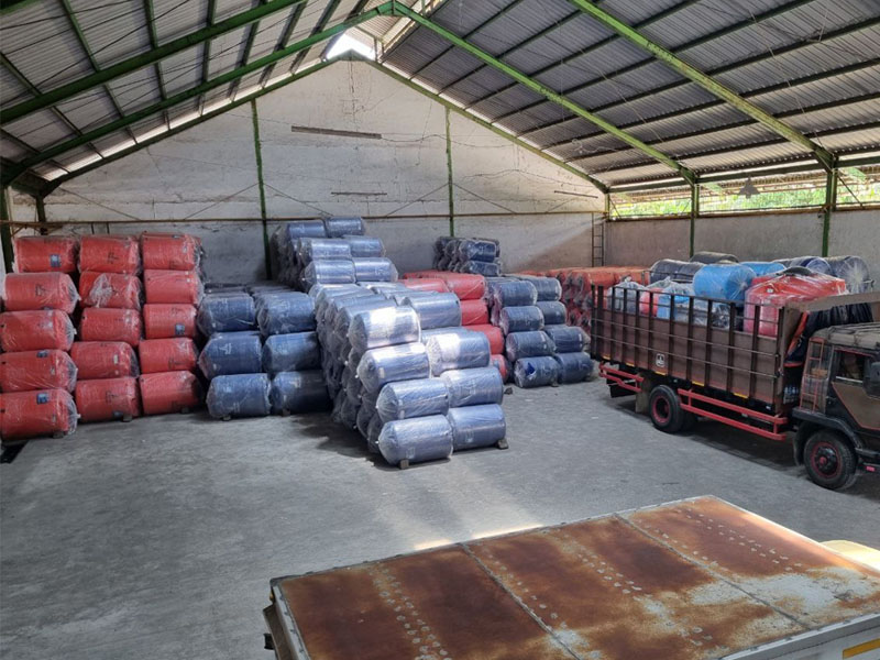 gudang-tangki-penguin